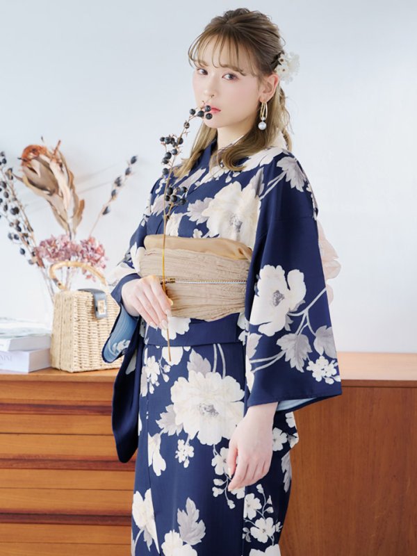 画像2: 【即日発送】ネイビー×ホワイトフラワー浴衣【浴衣３点セット 浴衣/帯/下駄】[YMT] (2)