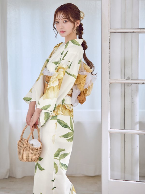 モデル：ななにー　身長：161cm