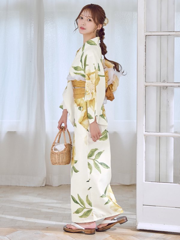 モデル：ななにー　身長：161cm