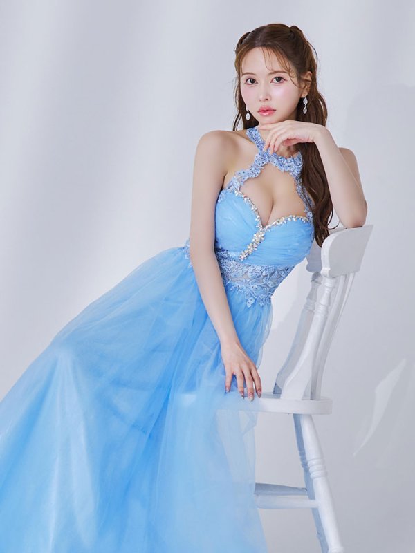 ブルー モデル：ゆめ　身長：160cm　着用サイズ：Sサイズ