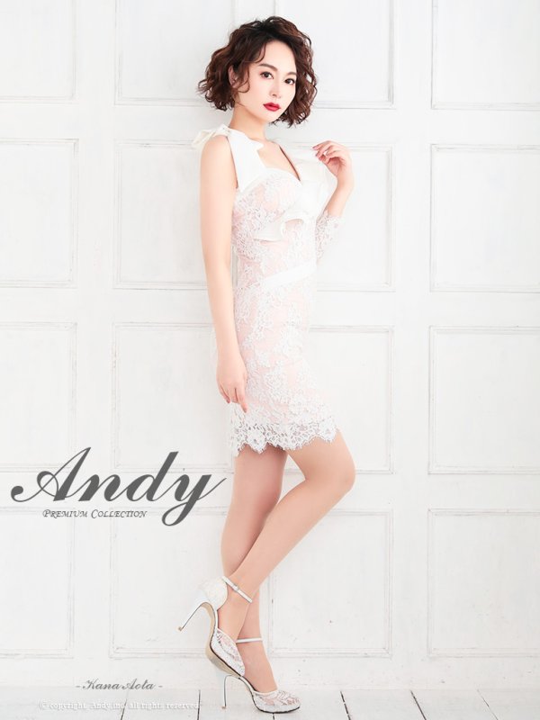 ホワイトベージュ　モデル：青田夏奈　身長：163cm　着用サイズ：Sサイズ