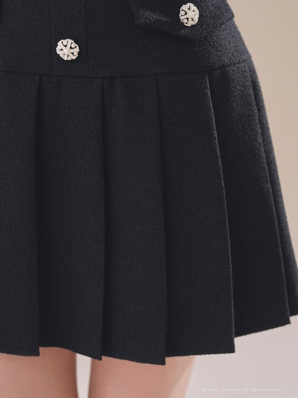 ブラック モデル：七瀬みほ　身長：162cm　着用サイズ：Sサイズ