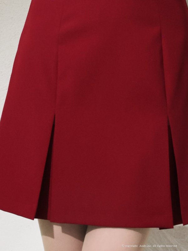 ワインレッド　モデル：あみ　身長：163cm　着用サイズ：Sサイズ