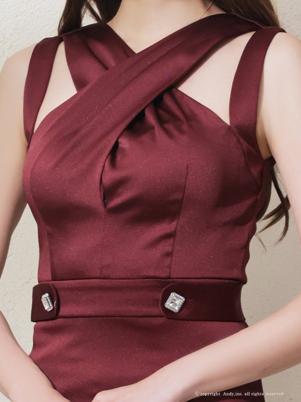 ワインレッド　 モデル：あみ　身長：163cm　着用サイズ：Sサイズ