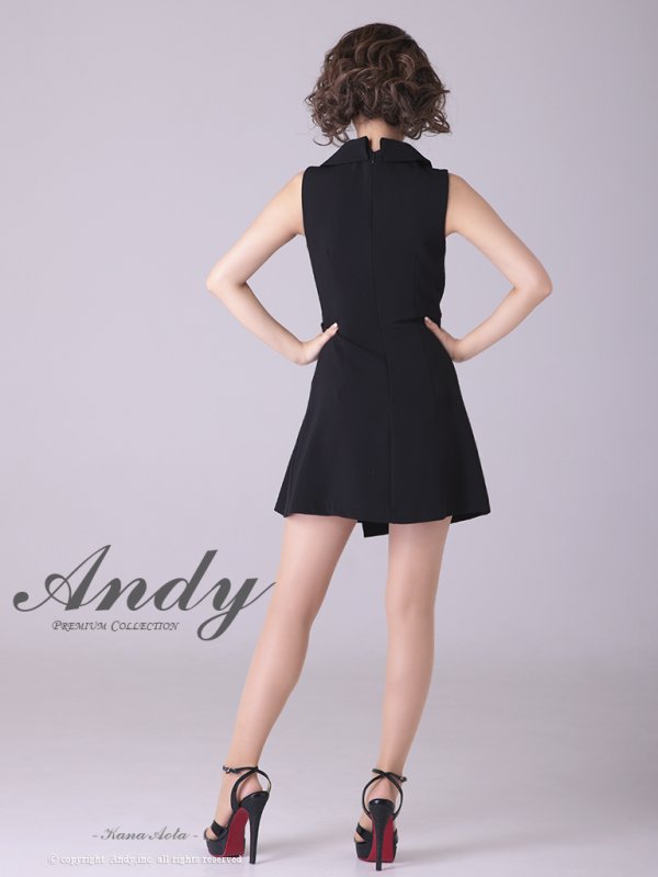 ブラック モデル：青田夏奈　身長：163cm　着用サイズ：Sサイズ