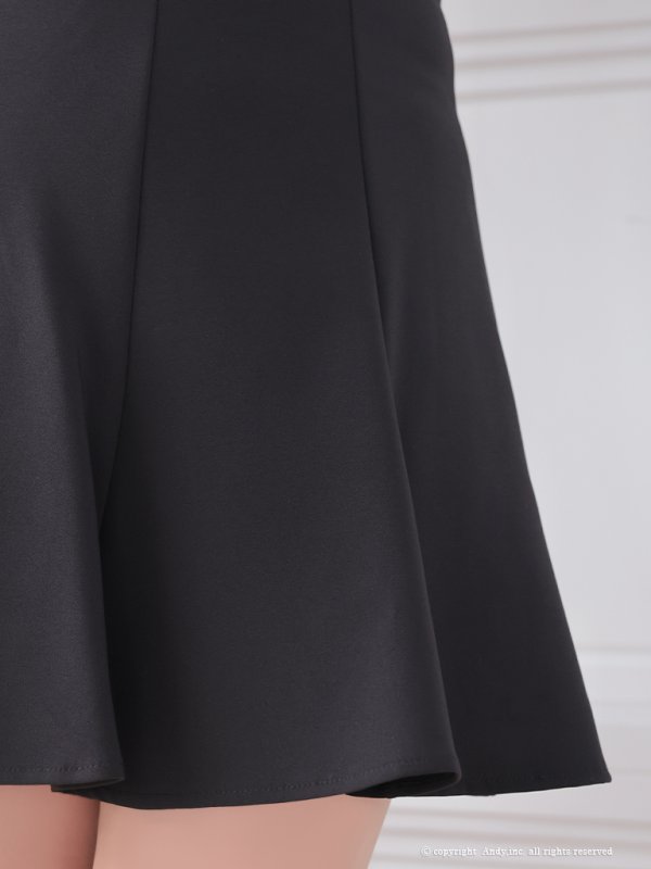 ブラックベージュ　モデル：あみ　身長：163cm　着用サイズ：Sサイズ