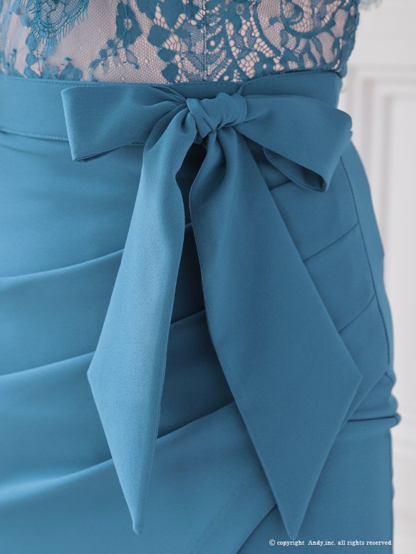 グリーン モデル：あみ　身長：163cm　着用サイズ：Sサイズ