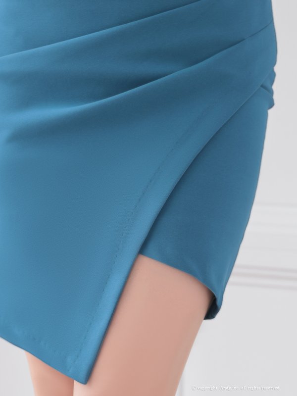 グリーン モデル：あみ　身長：163cm　着用サイズ：Sサイズ