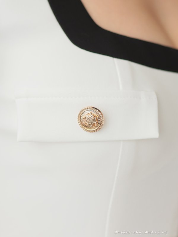 ホワイトxブラック 着用サイズ:Sサイズ