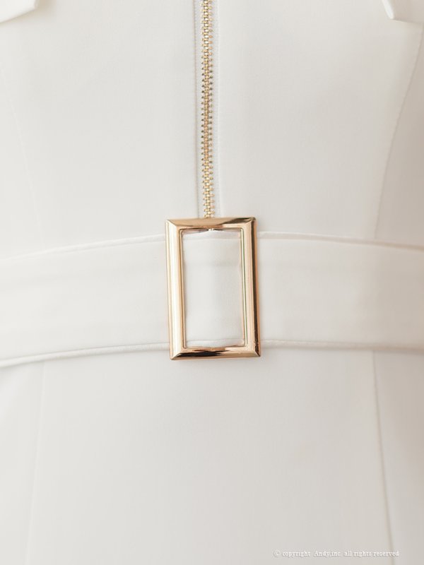 ホワイトxブラック 着用サイズ:Sサイズ