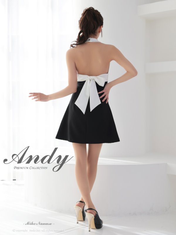 ホワイトxブラック モデル：七瀬みほ　身長：162cm　着用サイズ：Sサイズ