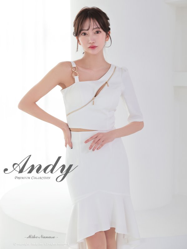 ホワイト モデル:七瀬みほ 身長:162cm 着用サイズ:Sサイズ