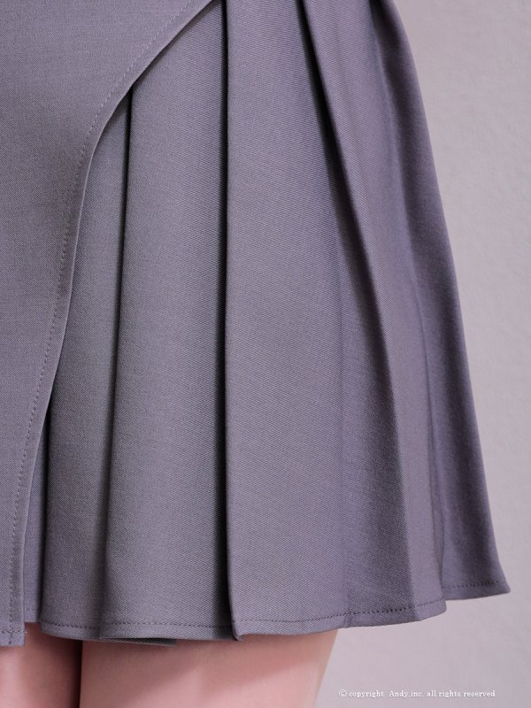 グレー モデル:あみ 身長:163cm 着用サイズ:Sサイズ