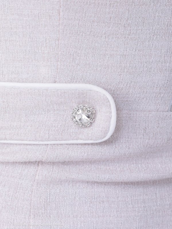 ベージュ モデル:あみ 着用サイズ:Sサイズ