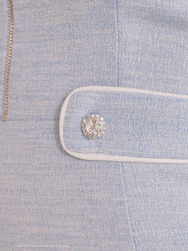 ブルー モデル:七瀬みほ 身長:162cm 着用サイズ:Sサイズ