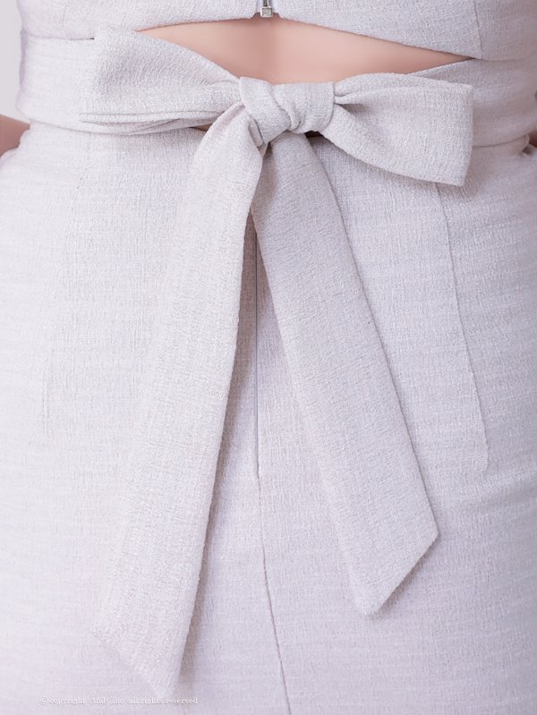 ベージュ モデル:あみ 着用サイズ:Sサイズ