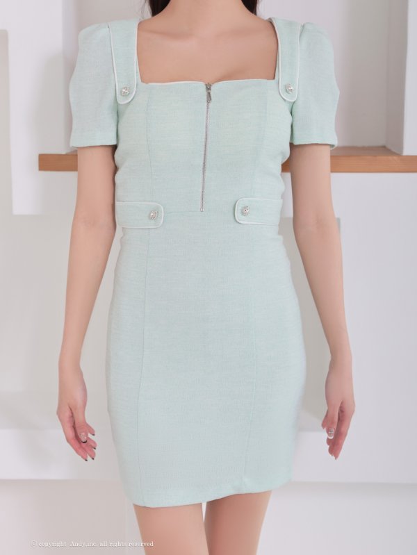 ミント モデル:七瀬みほ 身長:162cm 着用サイズ:Sサイズ