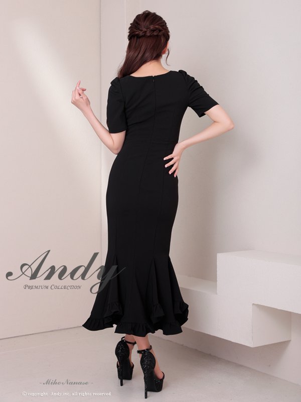 ブラック モデル:七瀬みほ 身長:162cm 着用サイズ:Sサイズ