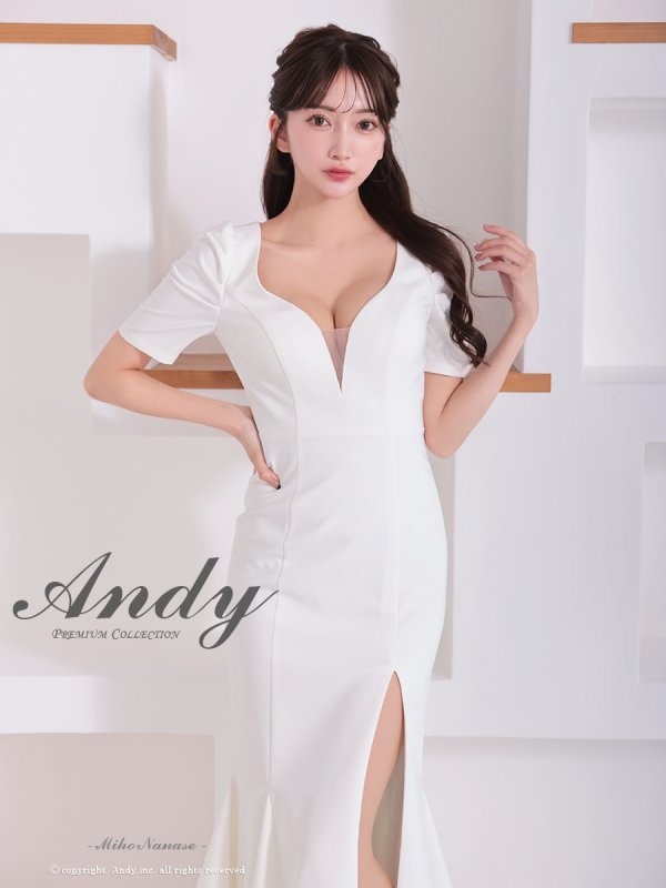 ホワイト モデル:七瀬みほ 身長:162cm 着用サイズ:Sサイズ