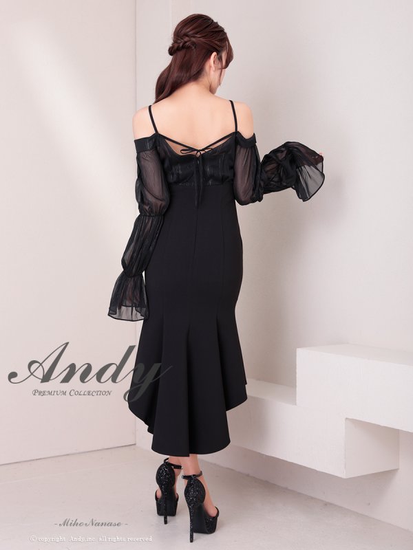 ブラック モデル：七瀬みほ　身長：162cm　着用サイズ：Sサイズ