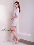 ベージュ モデル：あみ　身長：163cm　着用サイズ：Sサイズ