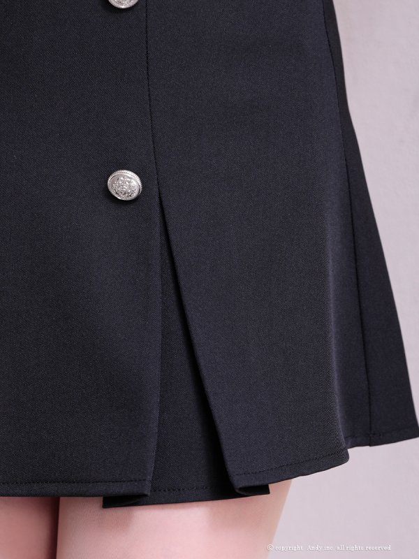 ブラックホワイト モデル:あみ 身長:163cm 着用サイズ:Sサイズ