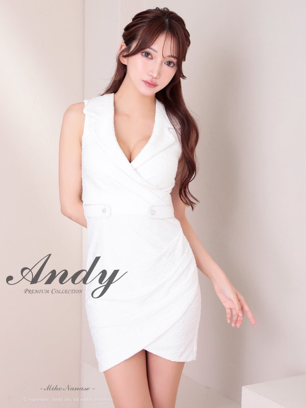 ホワイト　モデル：七瀬みほ　身長：162cm　着用サイズ：Sサイズ