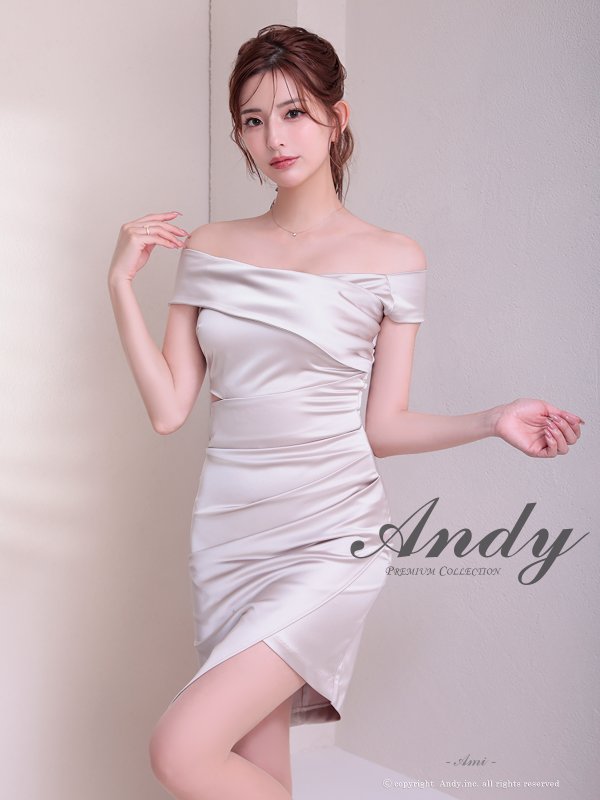 ベージュ　モデル：あみ　身長：163cm　着用サイズ：Sサイズ