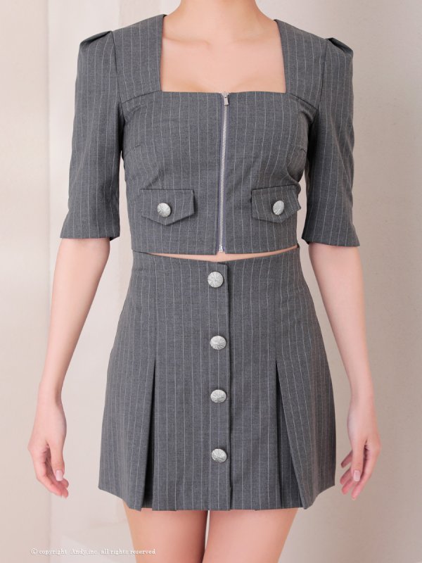 グレー モデル：七瀬みほ　身長：162cm　着用サイズ：Sサイズ