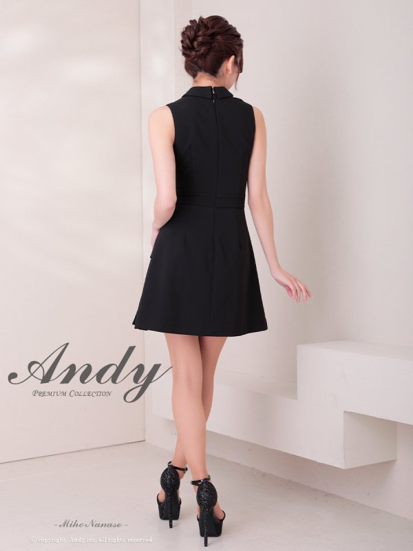 ブラック モデル：七瀬みほ　身長：162cm　着用サイズ：Sサイズ