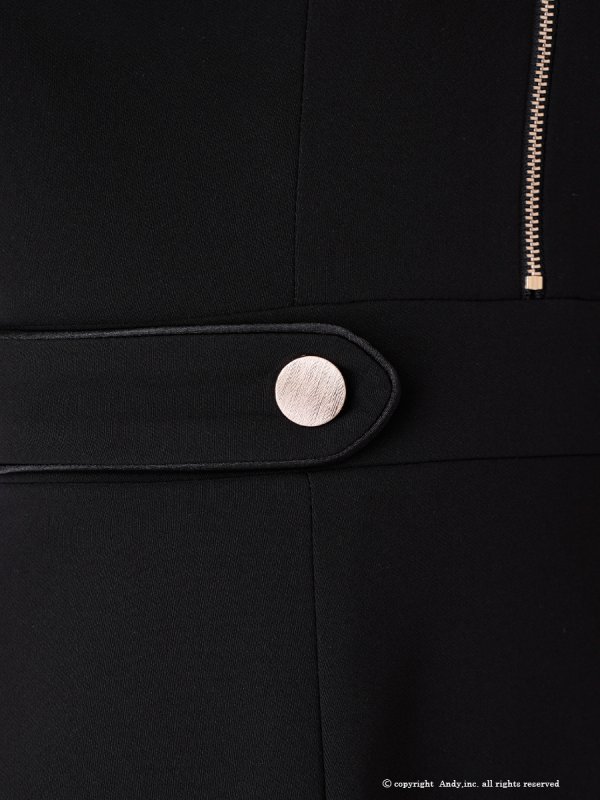 ブラック モデル：七瀬みほ　身長：162cm　着用サイズ：Sサイズ