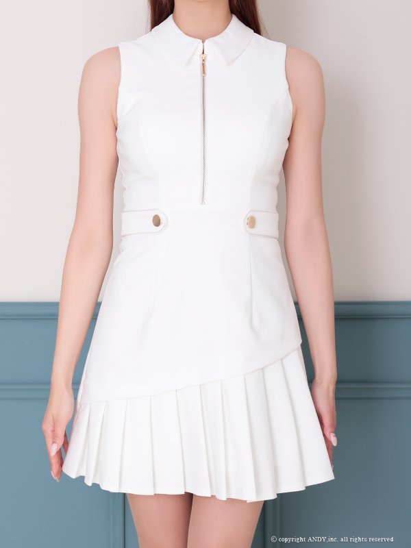 ホワイト　モデル：あみ　身長：163cm　着用サイズ：Sサイズ