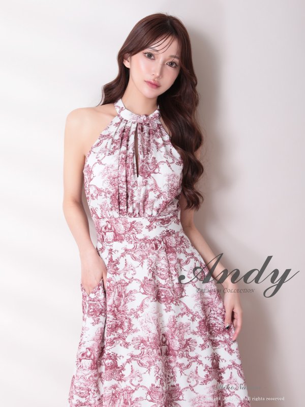 レッド　 モデル：七瀬みほ　身長：162cm　着用サイズ：Sサイズ