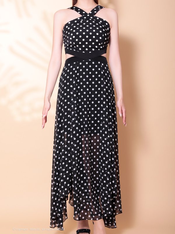 ブラック モデル：あみ　身長：163cm　着用サイズ：Sサイズ