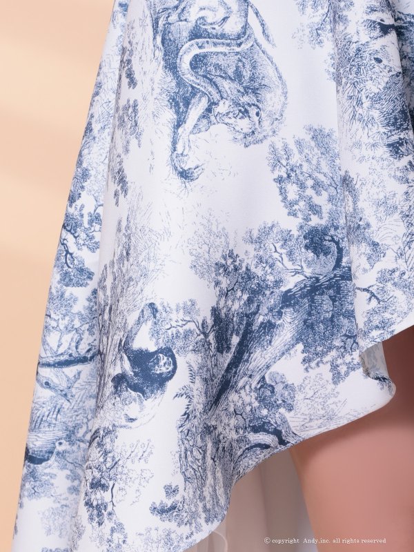 ホワイト×アニマル モデル：あみ　身長：163cm　着用サイズ：Sサイズ