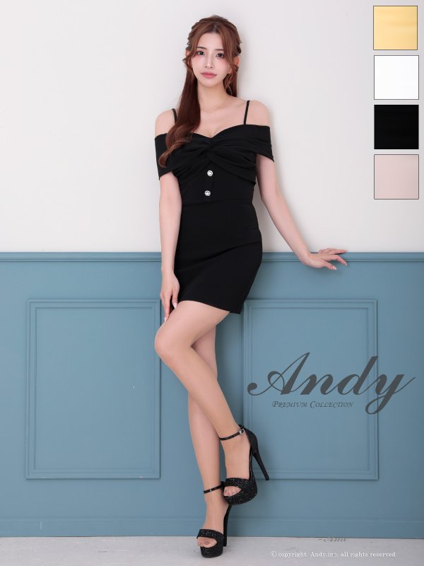 ブラック モデル：あみ　身長：163cm　着用サイズ：Sサイズ