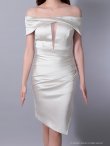ベージュ モデル：あみ　身長：163cm　着用サイズ：Sサイズ