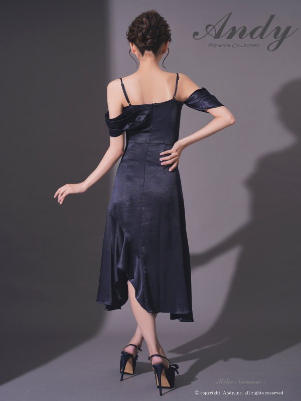 ネイビー モデル：七瀬みほ　身長：162cm　着用サイズ：Sサイズ