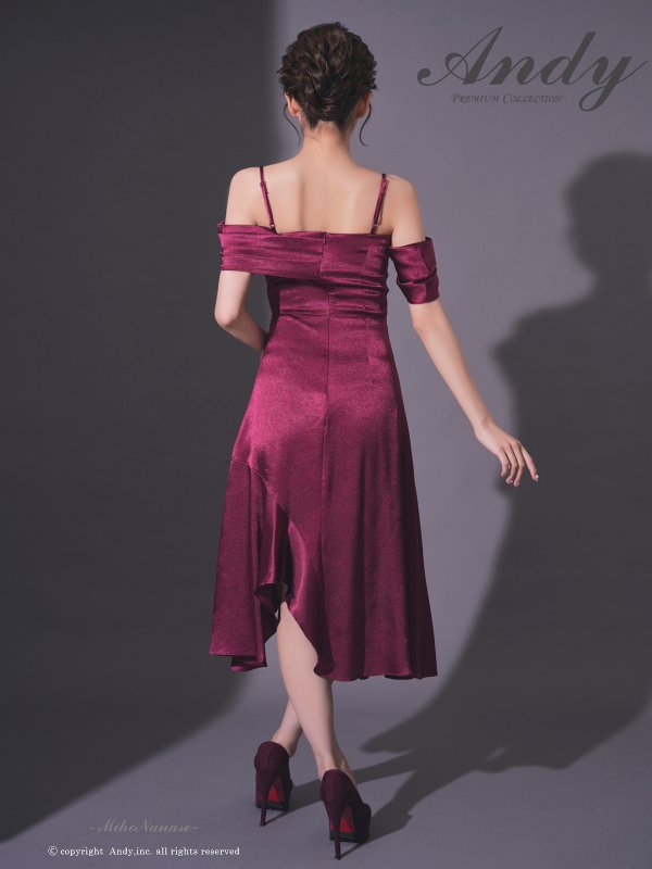 ワインレッド モデル：七瀬みほ　身長：162cm　着用サイズ：Sサイズ