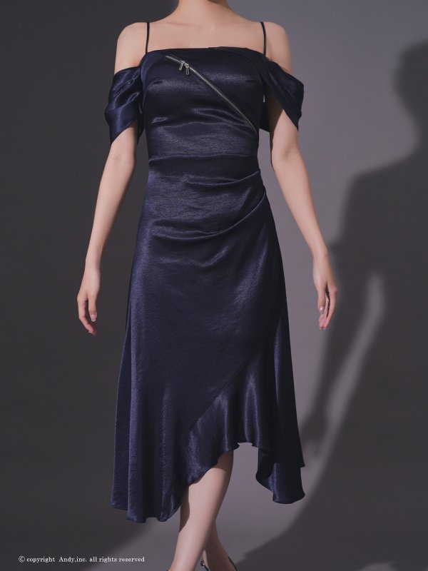 ネイビー モデル：七瀬みほ　身長：162cm　着用サイズ：Sサイズ