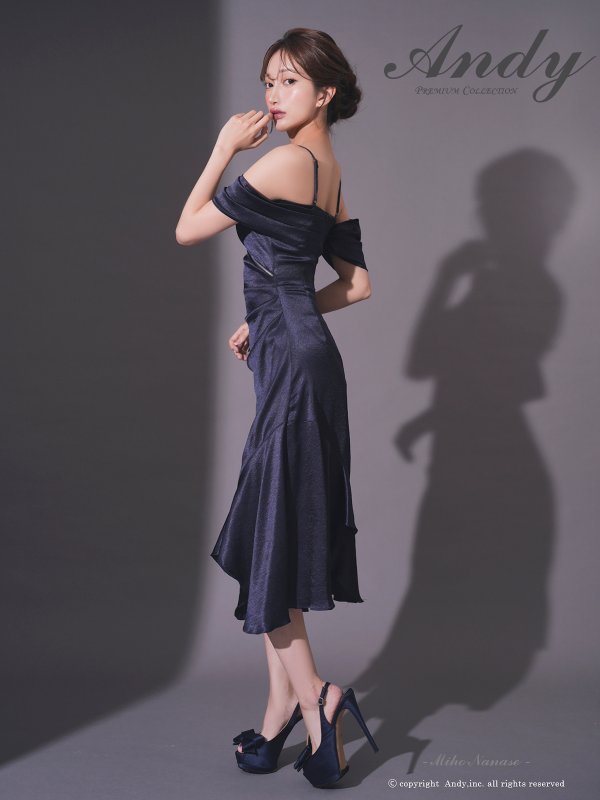 ネイビー モデル：七瀬みほ　身長：162cm　着用サイズ：Sサイズ