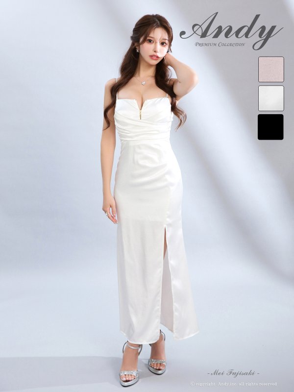 ホワイト　モデル：藤咲めい　着用サイズ：Sサイズ