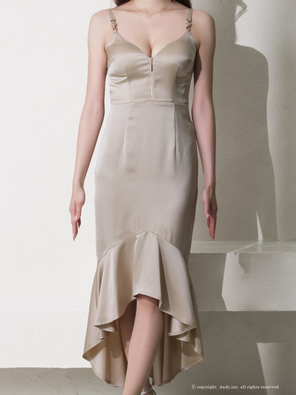 ベージュ  モデル:あみ 身長:163cm 着用サイズ:Sサイズ