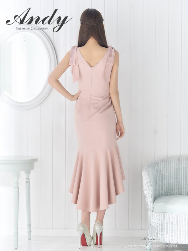 ピンク  モデル:まりん 着用サイズ:Sサイズ