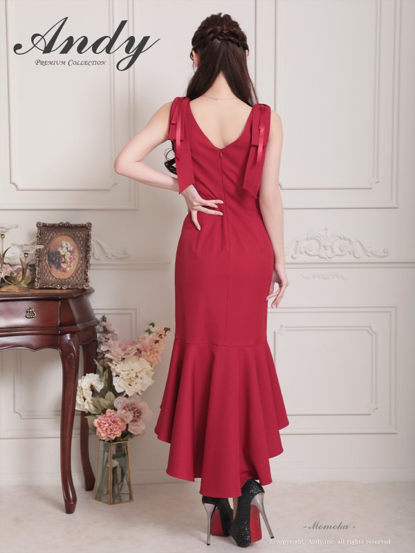 レッド モデル:ももか 身長:156cm 着用サイズ:Sサイズ