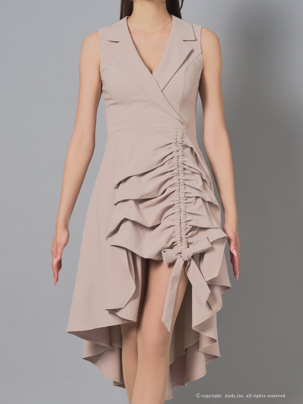 ベージュ　モデル：あみ　身長：163cm　着用サイズ：Sサイズ