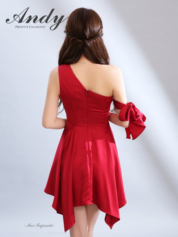 レッド　着用サイズ：Sサイズ