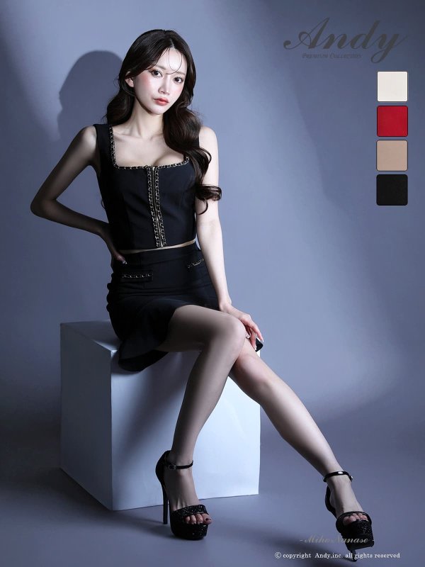 ブラック　モデル：七瀬みほ　身長：162cm　着用サイズ：Sサイズ