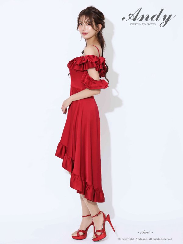 レッド　モデル：あみ　身長：163cm　着用サイズ：Sサイズ