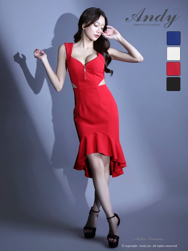 レッド　モデル：七瀬みほ　身長：162cm　着用サイズ：Sサイズ